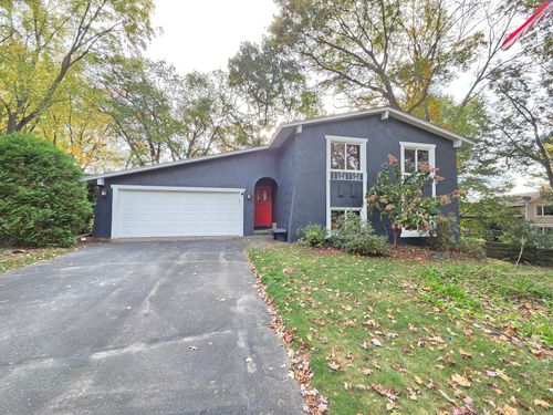 4174 Oakcrest Dr, Saint Paul, MN, 55127-7977 | Card Image