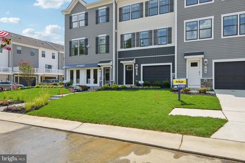 482 Still Feather Ave, LA PLATA, MD, 20646-4671 | Card Image