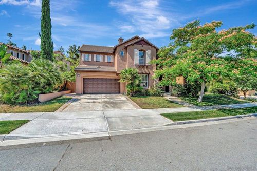 1450 Lost Creek Rd, Chula Vista, CA, 91915-1608 | Card Image