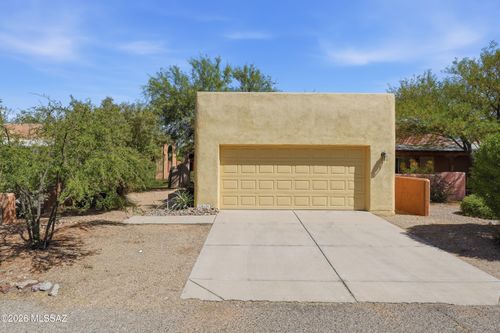 10482 E Wayne Moody Ln, Tucson, AZ, 85747-5802 | Card Image