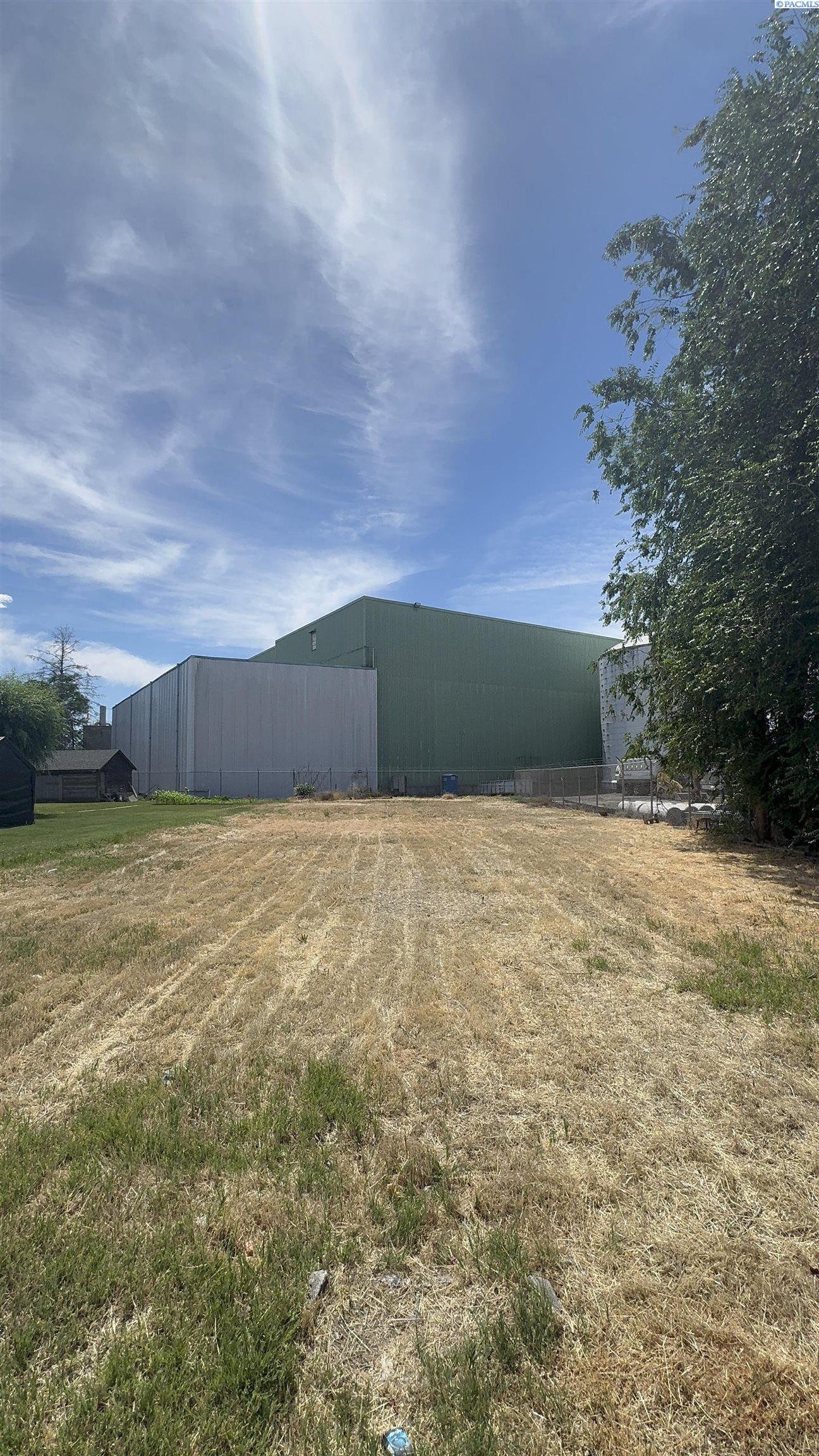 Land in Grandview 2