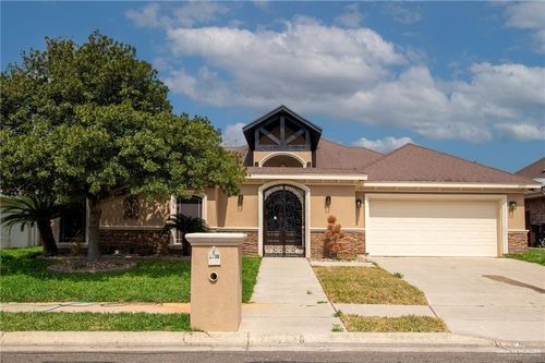2700 Fairmont Ave, McAllen, TX, 78504-6456 | Card Image