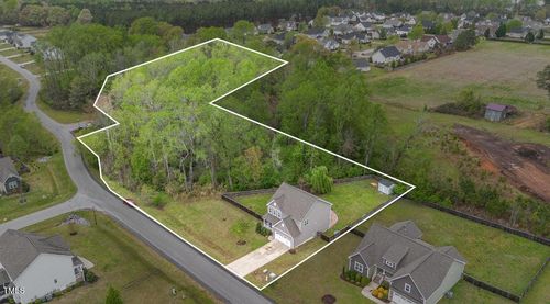 94 Avery Pond Dr, Fuquay-Varina, NC, 27526-5730 | Card Image