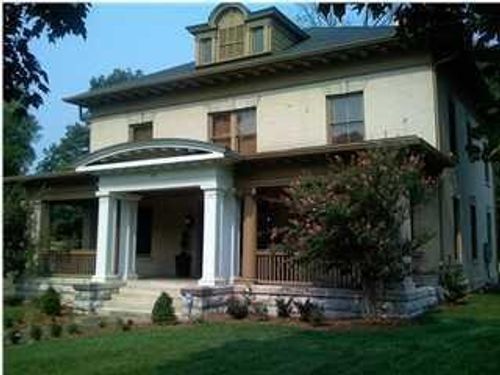 211 Glenwood Drive, Chattanooga, TN, 37404 | Card Image