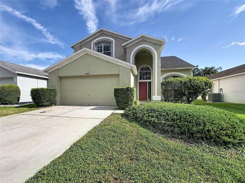 27402 Coral Springs Dr, WESLEY CHAPEL, FL, 33544-6628 | Card Image