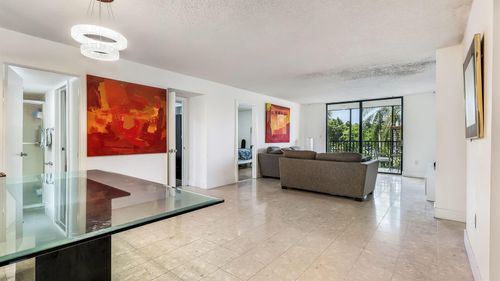 217-900 Ne 195th Street, Miami, FL, 33179 | Card Image