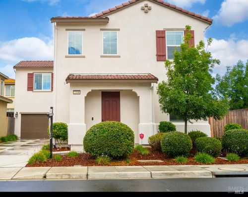 2350 White Dr, Fairfield, CA, 94533-8027 | Card Image