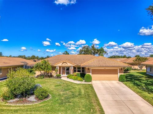 3168 E Village Dr, Venice, FL, 34293-1442 | Card Image