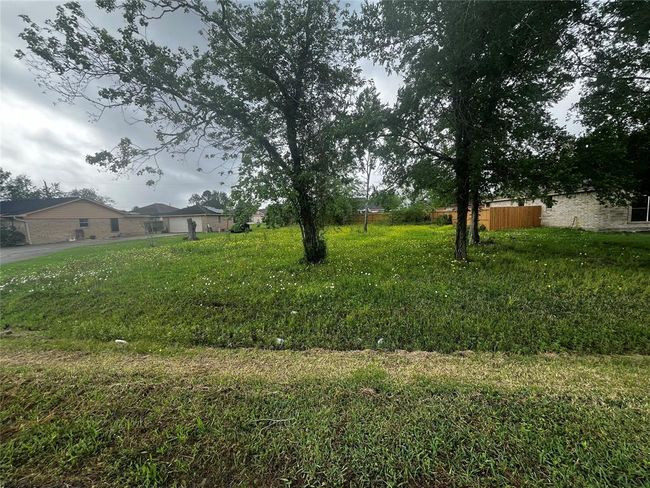 302 Manor Ave, Home with 0 bedrooms, 0 bathrooms and null parking in Arcola TX | Image 9