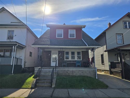 331 E 33rd St, Erie, PA, 16504-1601 | Card Image