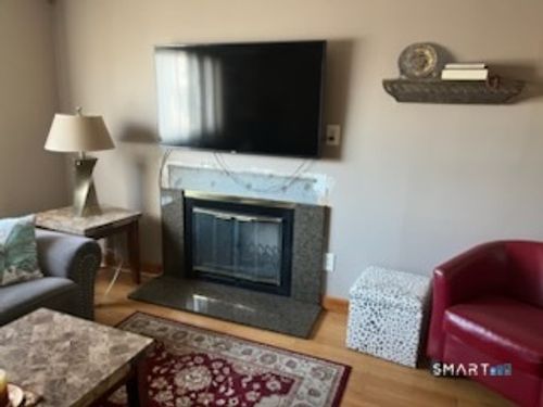 612-273 Derby Ave, Derby, CT, 06418 | Card Image