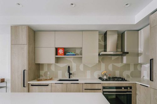 209-322 E 15th Ave, Vancouver, BC, V5T0K5 | Card Image