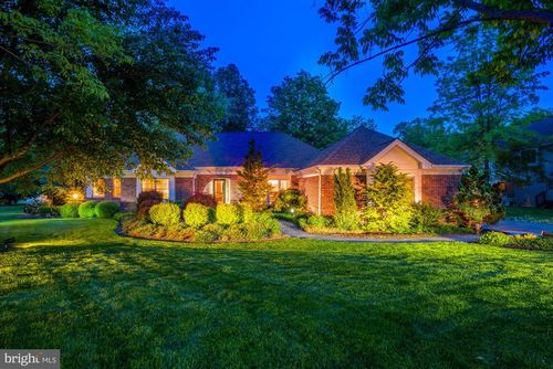 4 Hedge Row Ct, Lawrence Township, NJ, 08648-1074 | Card Image