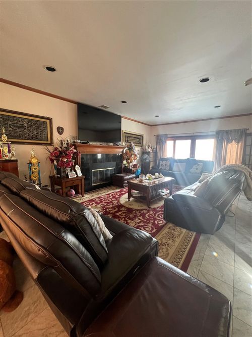 22 Truman Ave, Yonkers, NY, 10703-1114 | Card Image