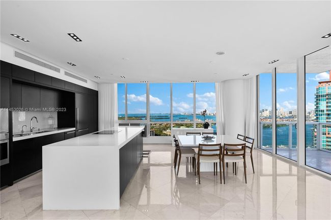 APT-3207 - 100 S Pointe Dr, Condo with 4 bedrooms, 5 bathrooms and null parking in Miami Beach FL | Image 4