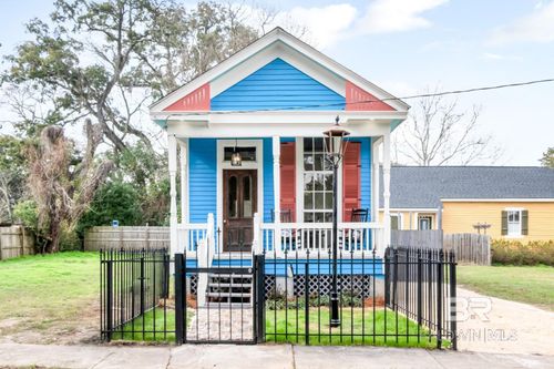 352 Marine St, Mobile, AL, 36604-3066 | Card Image