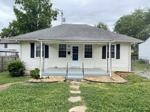 904 Berry St, Old Hickory, TN, 37138-3131 | Card Image