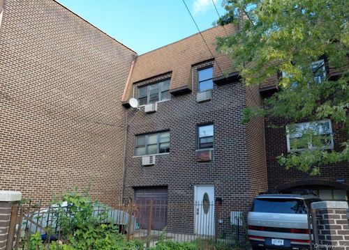236 Meagher Ave, Bronx, NY, 10465-3443 | Card Image