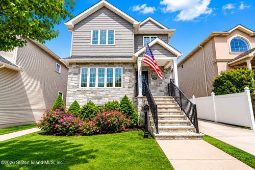 163 David St, Staten Island, NY, 10308-3120 | Card Image