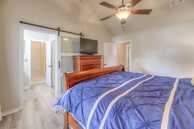 220 Harbor Dr, House other with 3 bedrooms, 2 bathrooms and 2 parking in Onalaska TX | Image 18