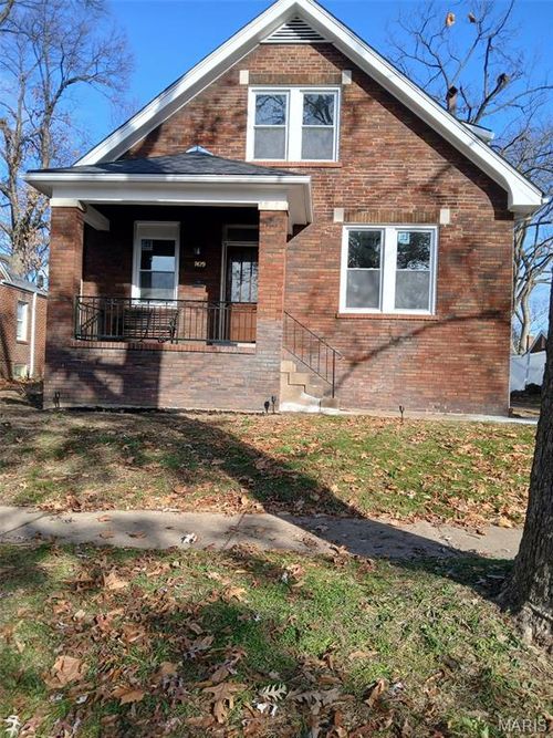 7429 Warner Ave, Saint Louis, MO, 63117-1619 | Card Image