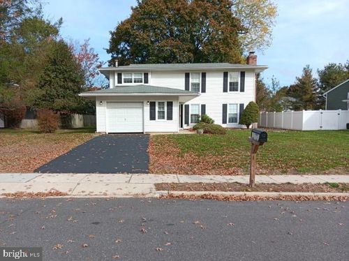 6 Stafford Ct, Mount Holly, NJ, 08060-3281 | Card Image