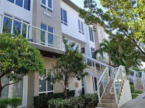 208-6415 Nw 102nd Path, Doral, FL, 33178-3097 | Card Image