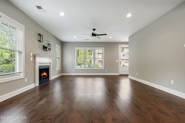 126 Pinebranch Ct, Townhouse with 3 bedrooms, 3 bathrooms and 1 parking in Southern Pines NC | Image 5