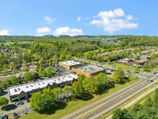 232 Wrennewood Ln, Condo with 2 bedrooms, 2 bathrooms and 2 parking in Franklin TN | Image 70