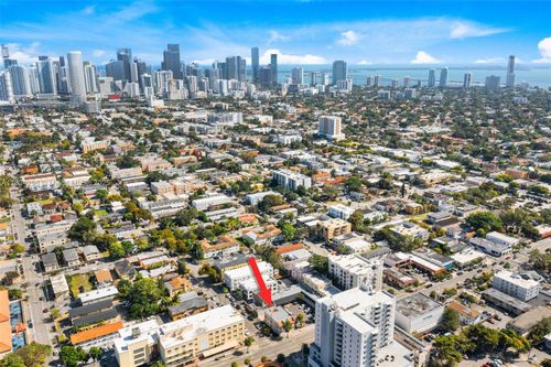 403 Sw 12th Ave, Miami, FL, 33130-2420 | Card Image