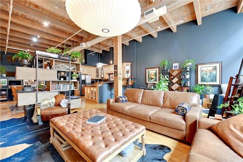 apt-204-306 7th St, Kansas City, MO, 64105-1530 | Card Image
