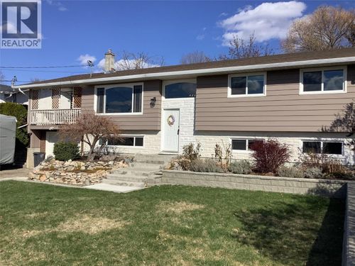 10651 Sherman Dr, Lake Country, BC, V4V1W2 | Card Image
