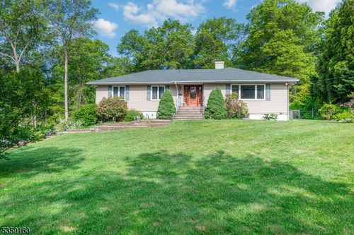 12 Pecan Ln, Oak Ridge, NJ, 07438-9134 | Card Image
