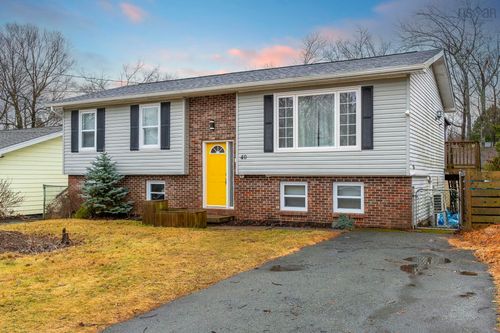 40 Taranaki Dr, Dartmouth, NS, B2W4X7 | Card Image
