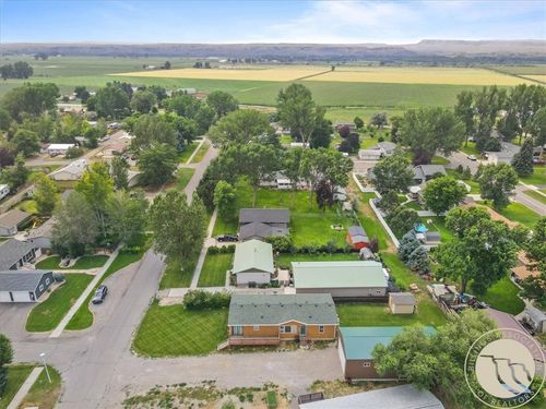 515 1st St Se, Park City, MT, 59063-7733 | Card Image