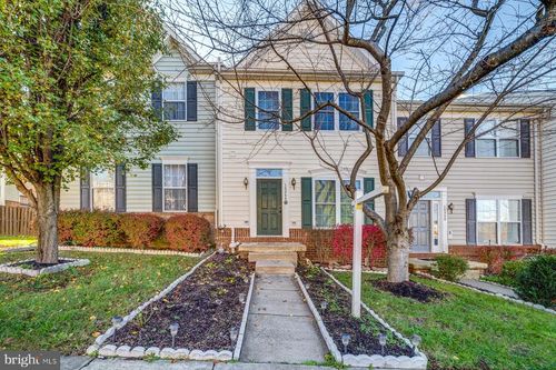 15348 Bronco Way, WOODBRIDGE, VA, 22193-8504 | Card Image