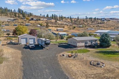 42010 Quail Run N Rd, House other with 3 bedrooms, 2 bathrooms and null parking in Deer Meadows WA | Image 3