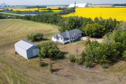 46445 Range Road 200, Camrose County, AB, T0B2M1 | Card Image