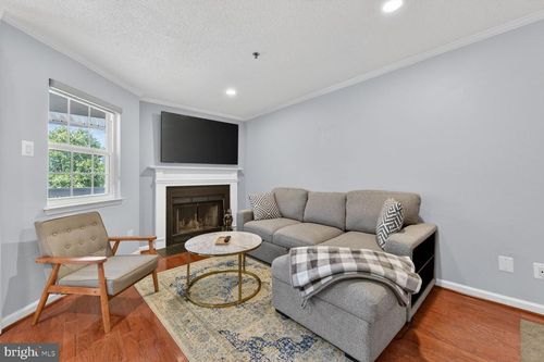 416-1524 Lincoln Way, MCLEAN, VA, 22102-5862 | Card Image