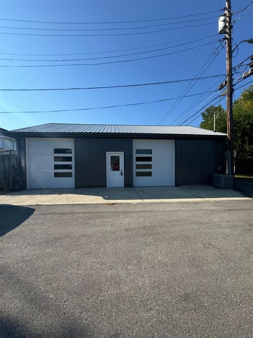 10 W 4th St, Brookville, IN, 47012-1469 | Card Image