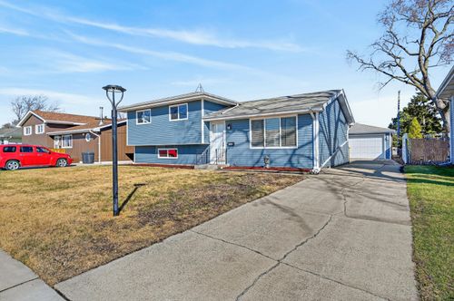 1006 W Ash St, Griffith, IN, 46319-2047 | Card Image