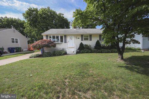 108 W Henry St, PALMYRA, NJ, 08065-1836 | Card Image