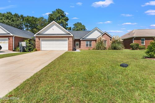 323 Links View Dr, Bonaire, GA, 31005-4742 | Card Image