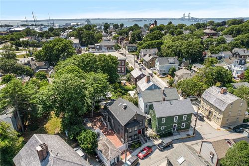 1-8 Cross St, Newport, RI, 02840-2510 | Card Image