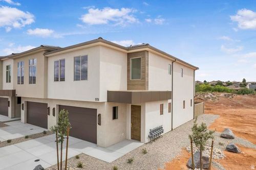 959 N Manen St, Washington, UT, 84780-3900 | Card Image