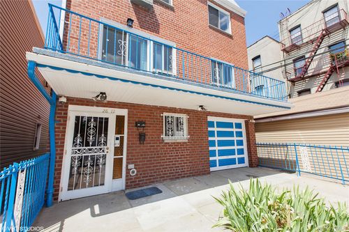 2812 37th Street, New York, NY, 11103 | Card Image