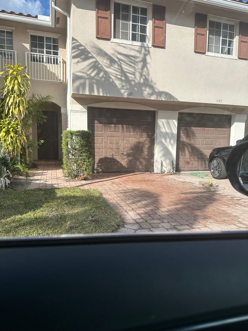 4111 Napoli Lake Dr, Riviera Beach, FL, 33410-7508 | Card Image