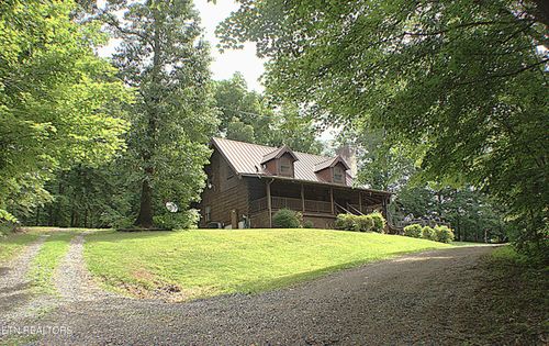 3654 Beth Carr Rd, White Pine, TN, 37890-3914 | Card Image