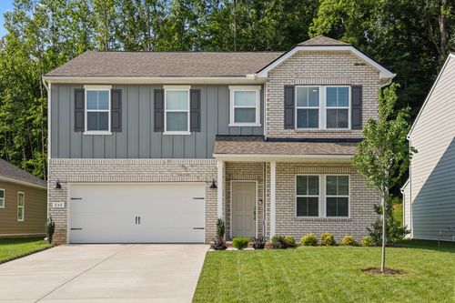 333 Brook Ave, White House, TN, 37188-5058 | Card Image