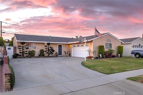 12653 Vandemere St, Lakewood, CA, 90715-1926 | Card Image